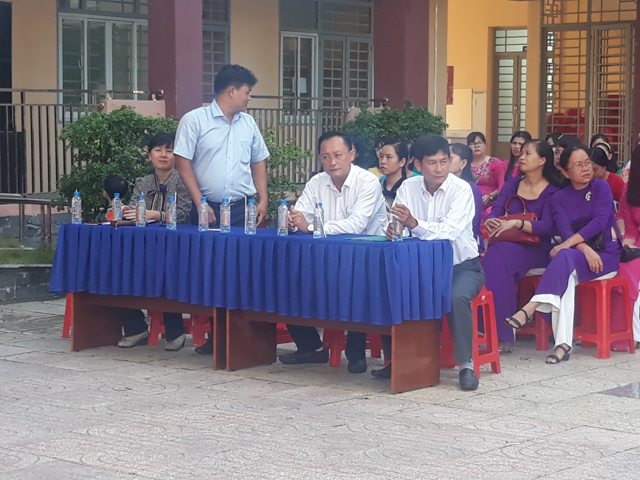 4dbbce4eea890dd75498