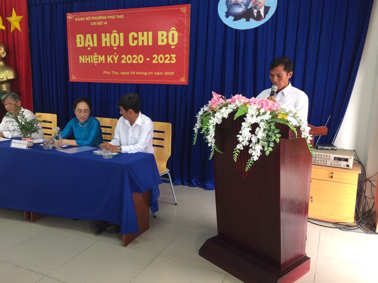 5f0dfbe7aeae56f00fbf