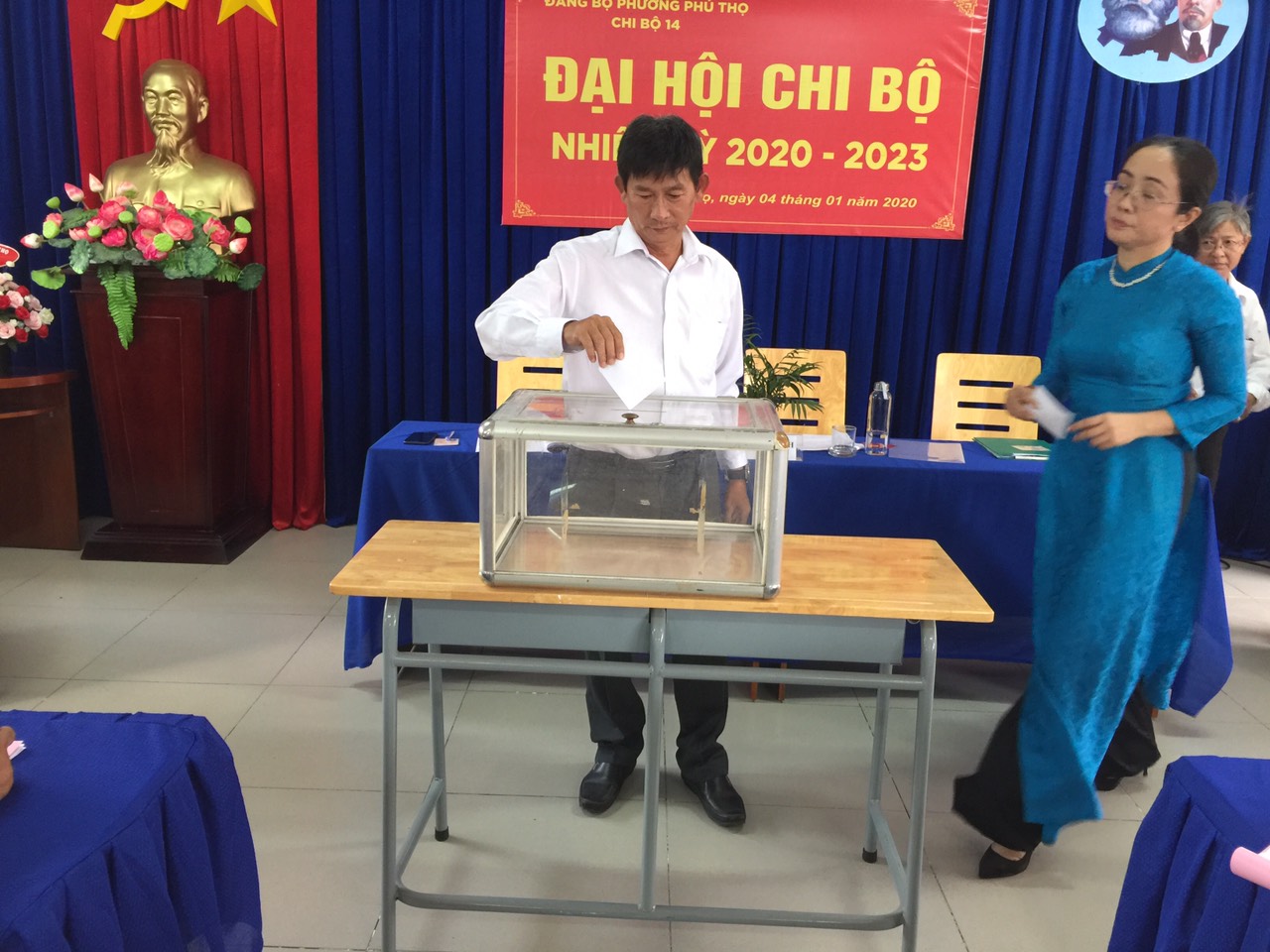 70c083783832c06c9923