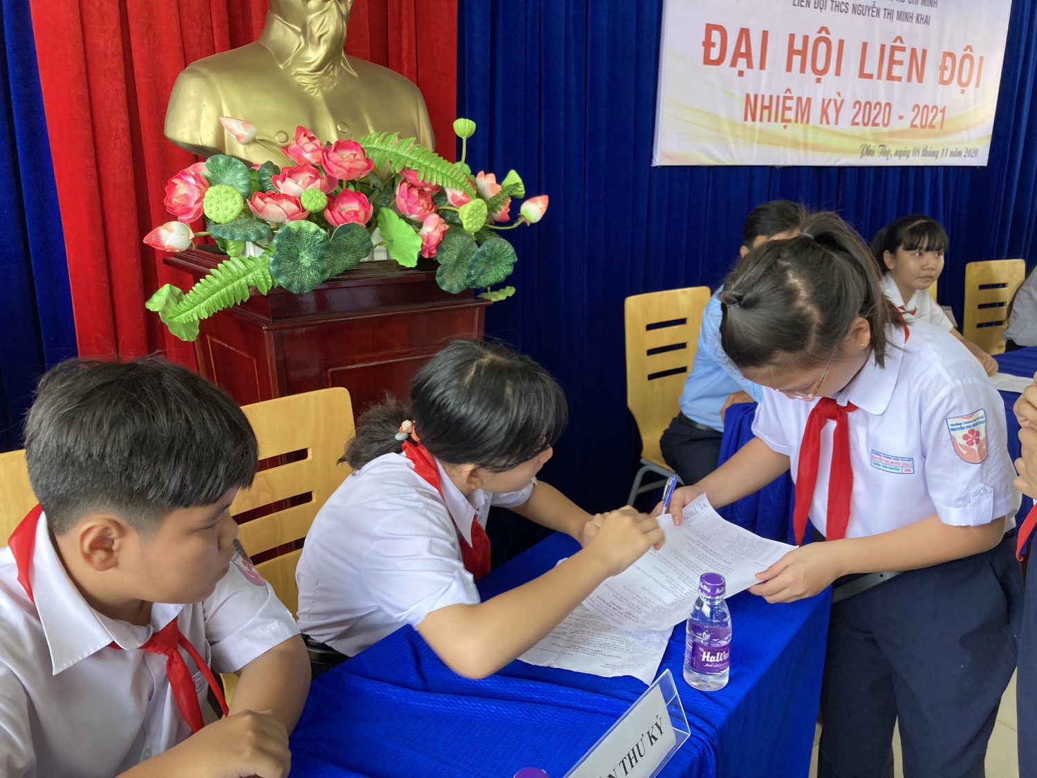 z2182873760238 36d5b04b3a5f812616c91df589e8fc43