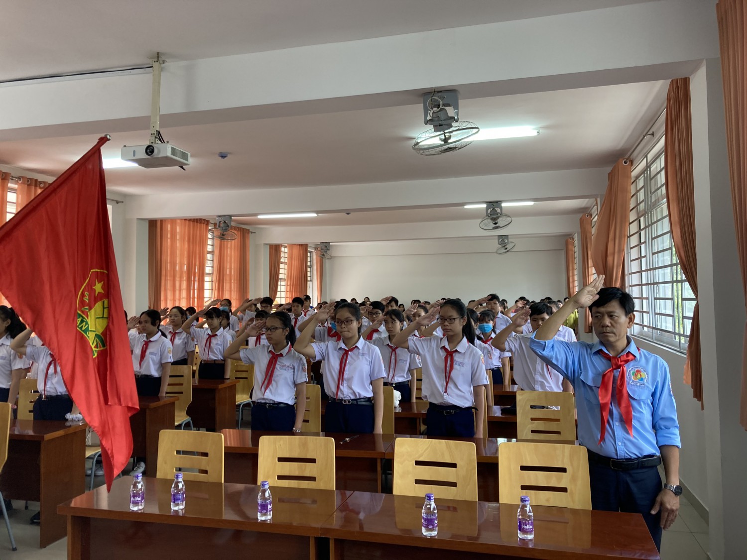 z2182873766918 0228c0a799767f69cfd9b3baf302cfc7