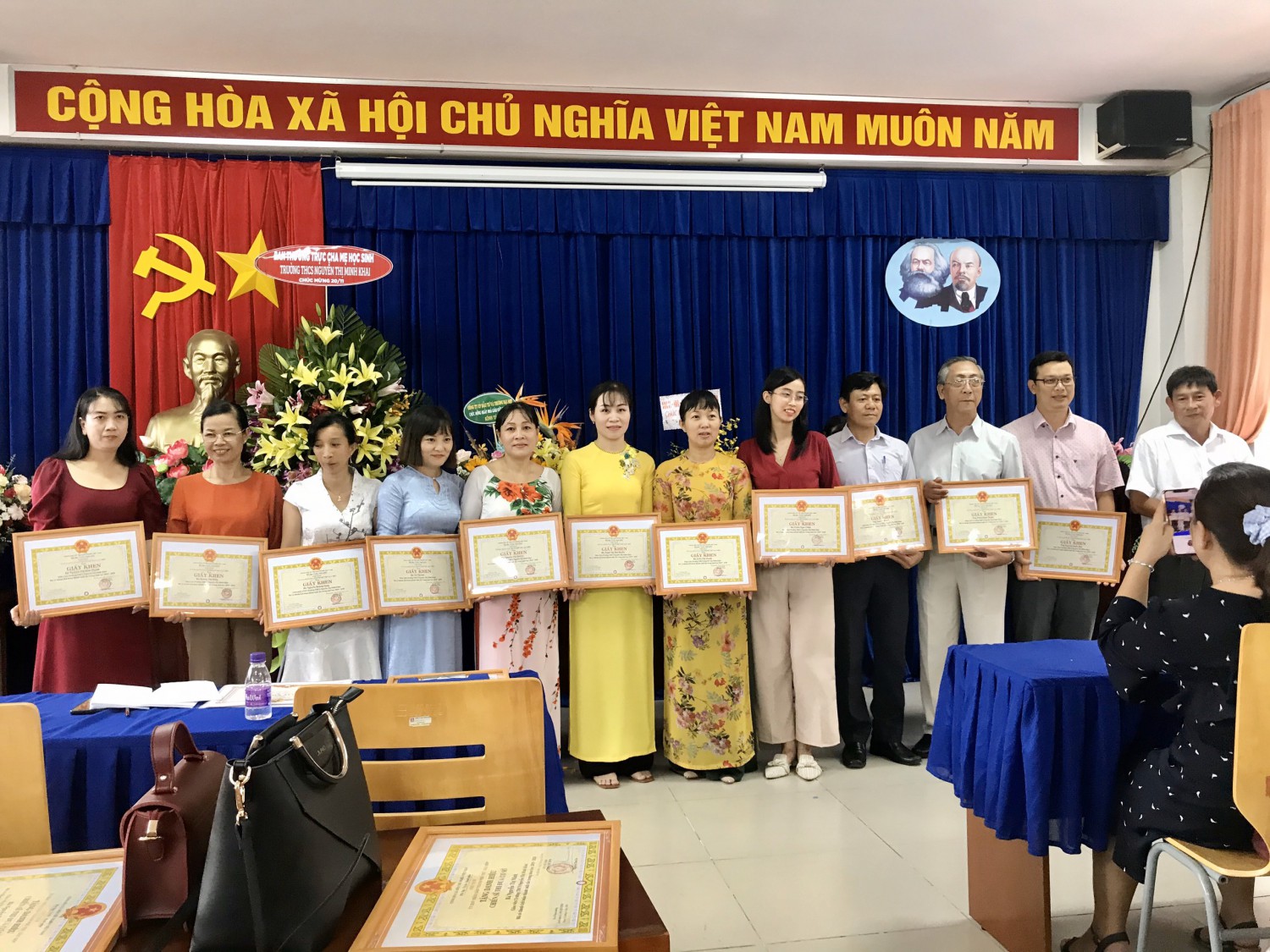 z2187952005687 3cae5288df4323dd41e326b0238be119