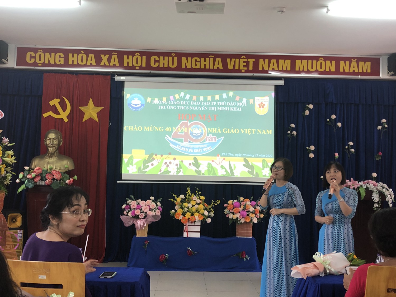 2b624a2a236ffa31a37e18