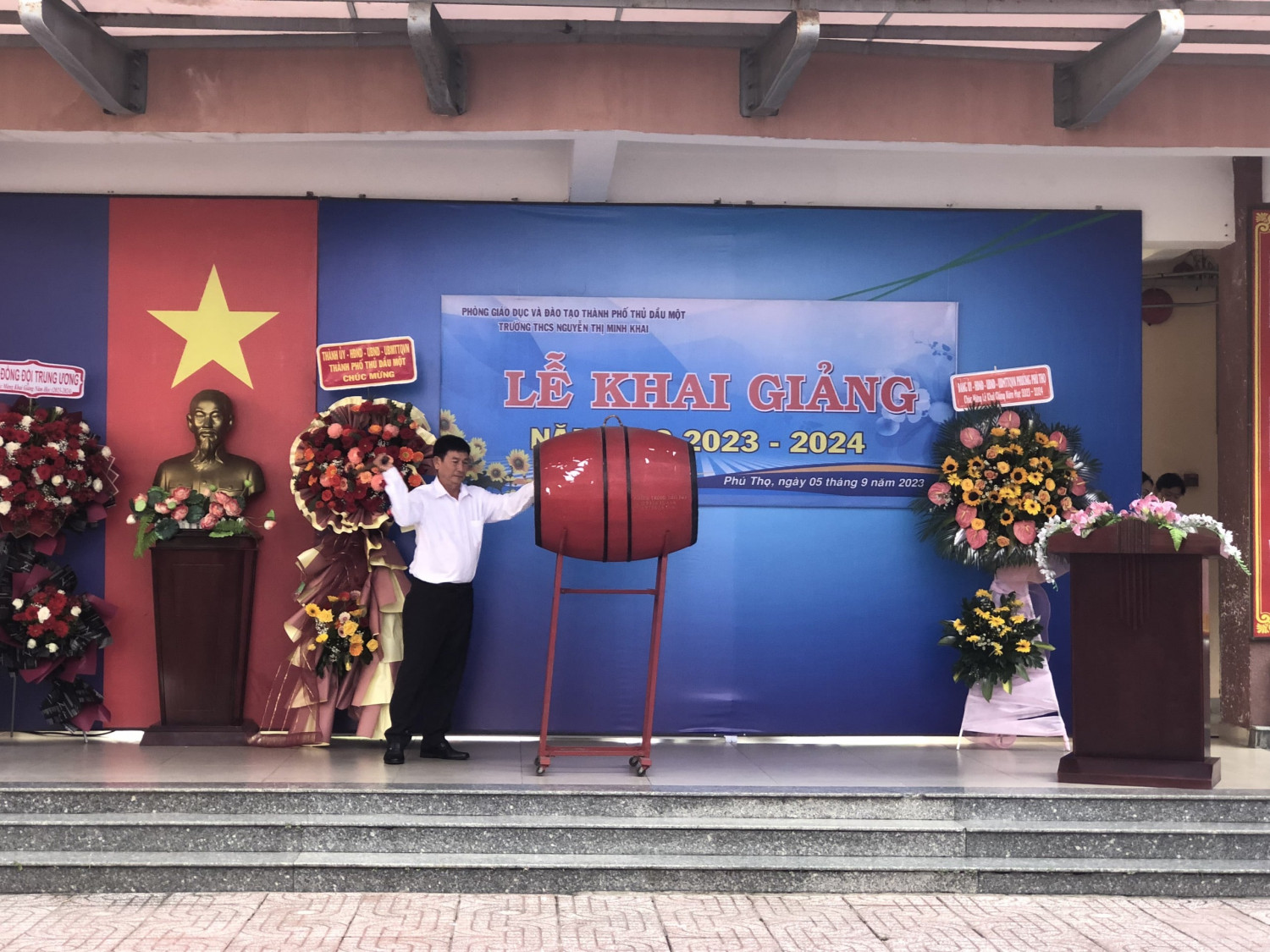 a258b891f9e82cb675f925 min