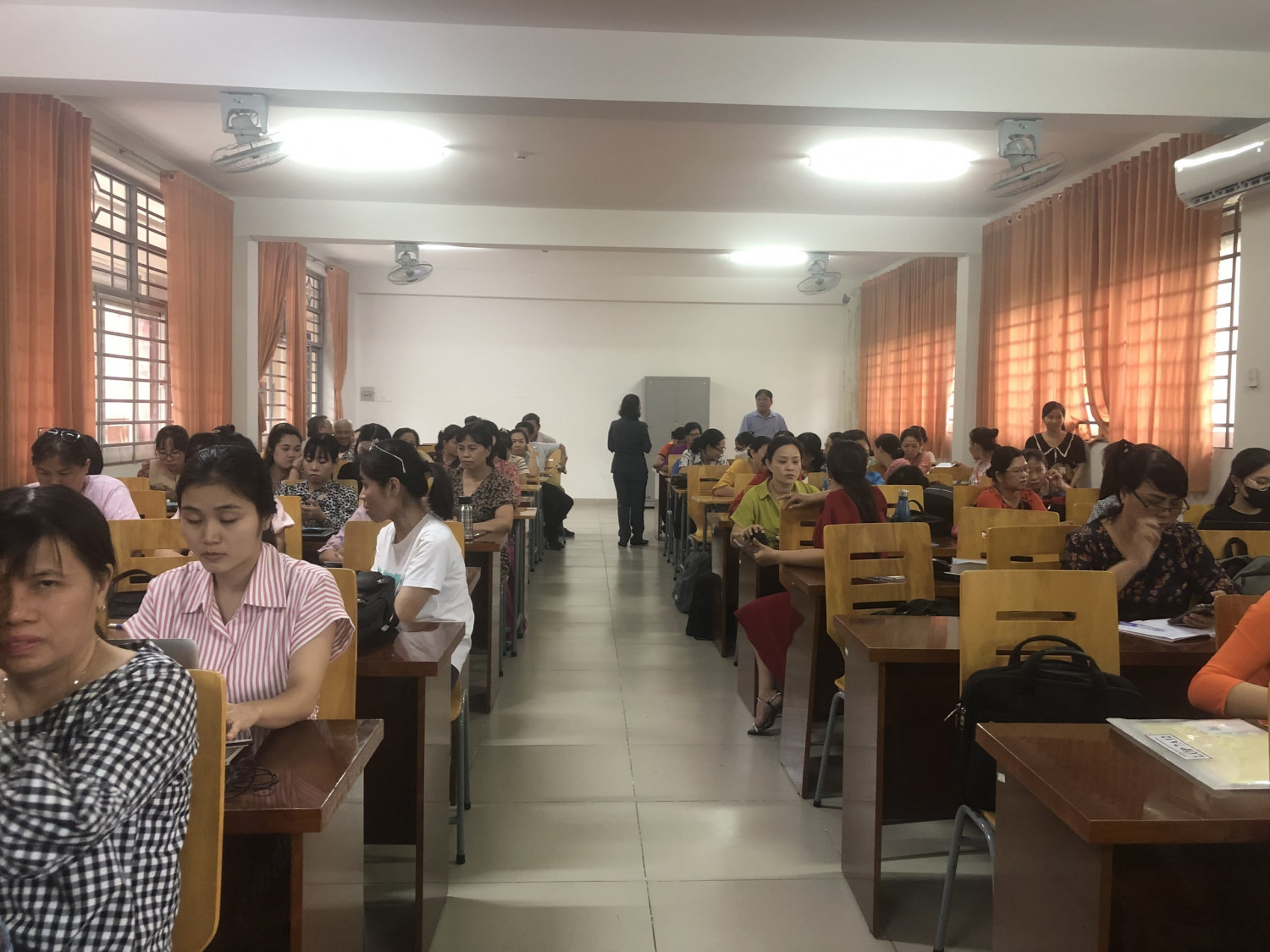 abb0308f94f243ac1ae39 min