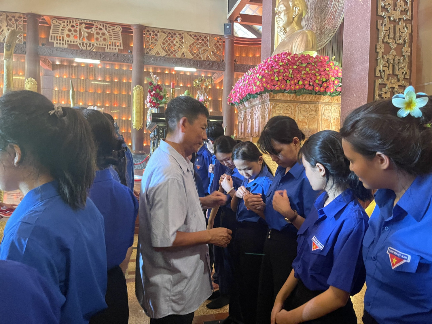 9f57e4c7c6e469ba30f556 min